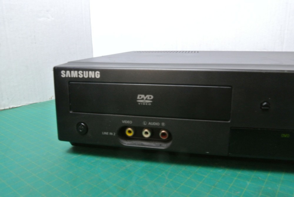 Samsung DVD-V6800 VHS VCR  Tested Working NO REMOTE
