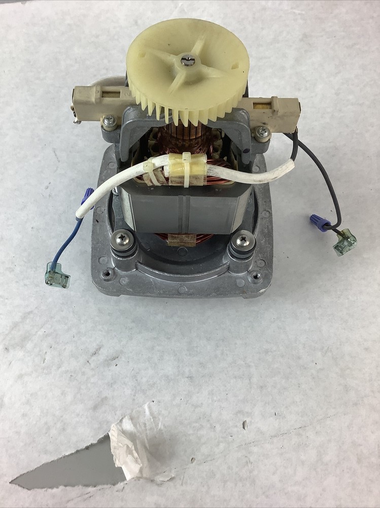 028100 Waring Motor Genuine OEM WAR028100