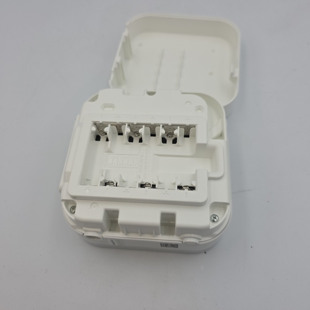 Brother P-Touch PT-P300BT Cube Smartphone Bluetooth Wireless TESTED