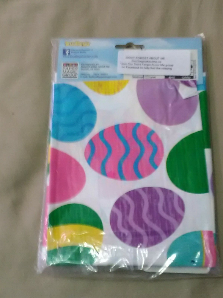 * EGGCESSORY KIT * EASTER APRON , PLASTIC DISPOSABLE TABLECLOTH COVER , GLOVES *