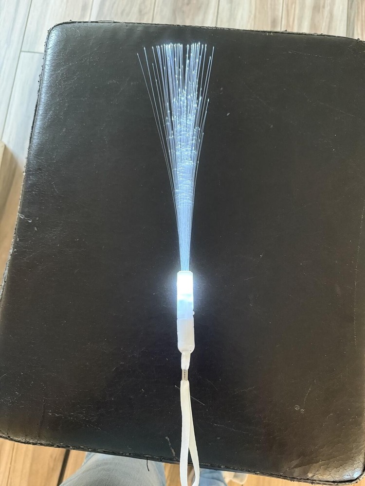 Set of 32 Fiberoptic wands.