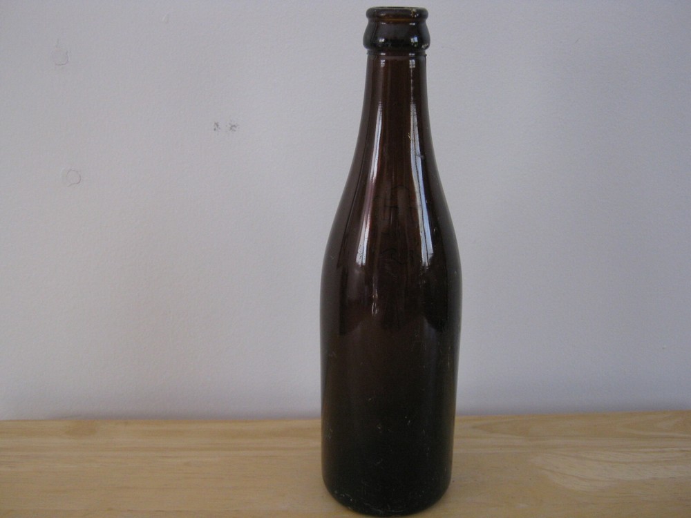 Amber PB Bunker Hill Breweries Beer Bottle machine made