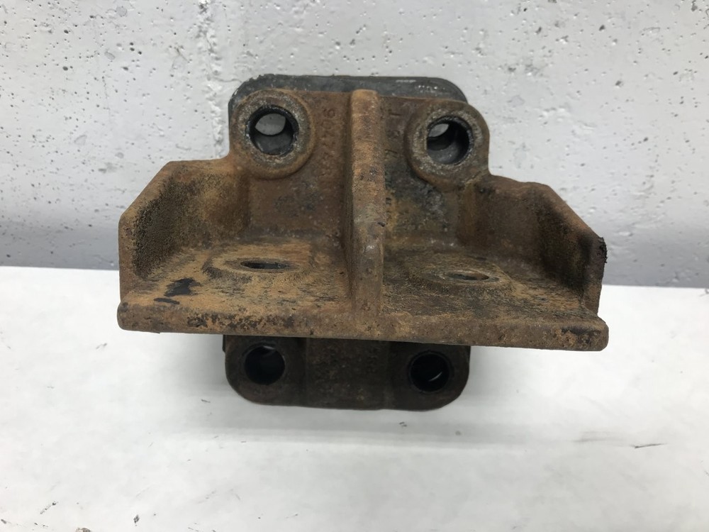 CAT 3406E 14.6L Engine Mount - Used | P/N 9047488