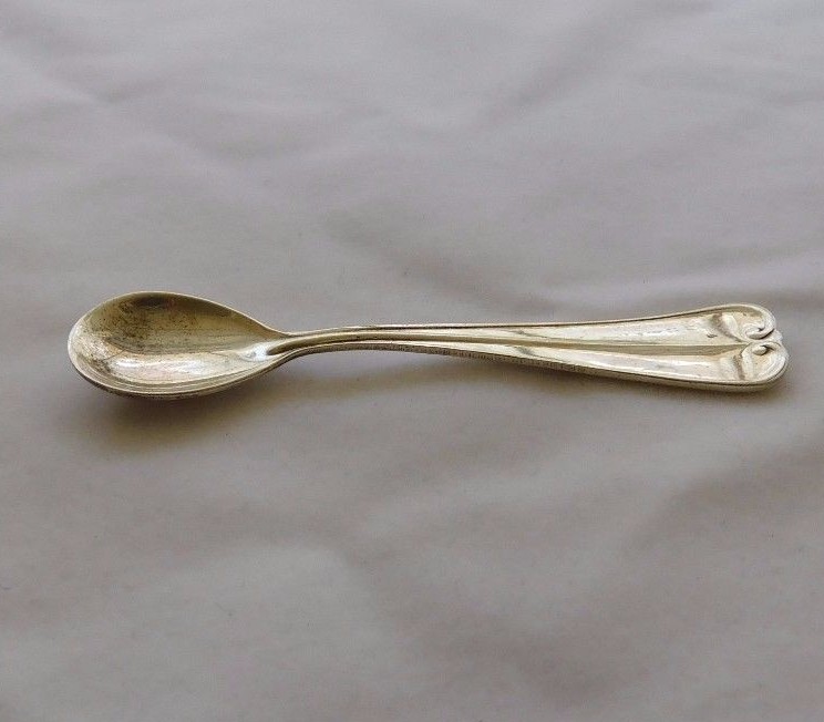 VINTAGE ITALIAN 800 SILVER SALT SPOON