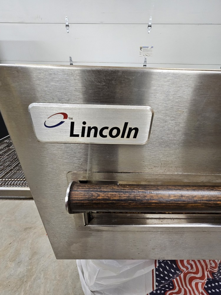 Ventless Lincoln 1132 Conveyor Pizza Oven