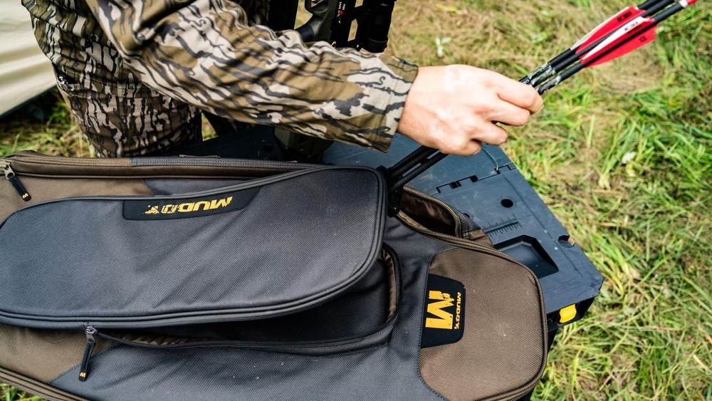 Muddy Compact Crossbow Case Brown Clay