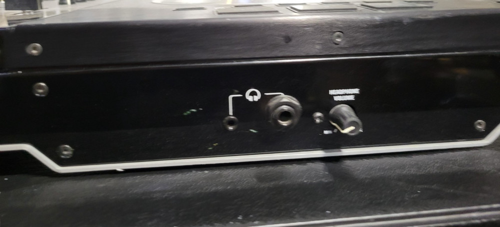 Numark NS7 DJ Controller No Cord Just DJ Controller