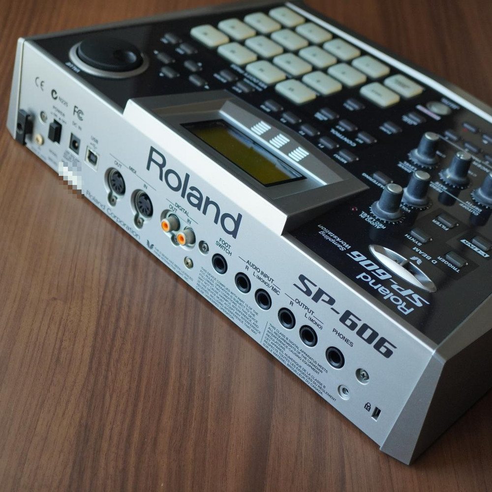 Roland SP-606 Sampling Workstation Good GP