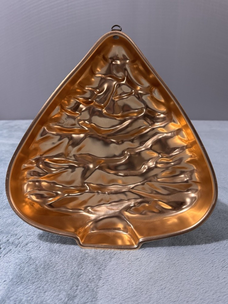11" Copper Christmas Tree Cake Pan