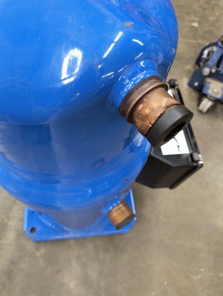 SH240A4AAE Danfoss Hermetic Scroll Compressor Commercial Refrigeration