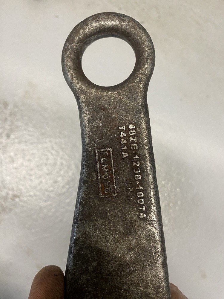 Ford 6.7 Engine Lifting Brackets