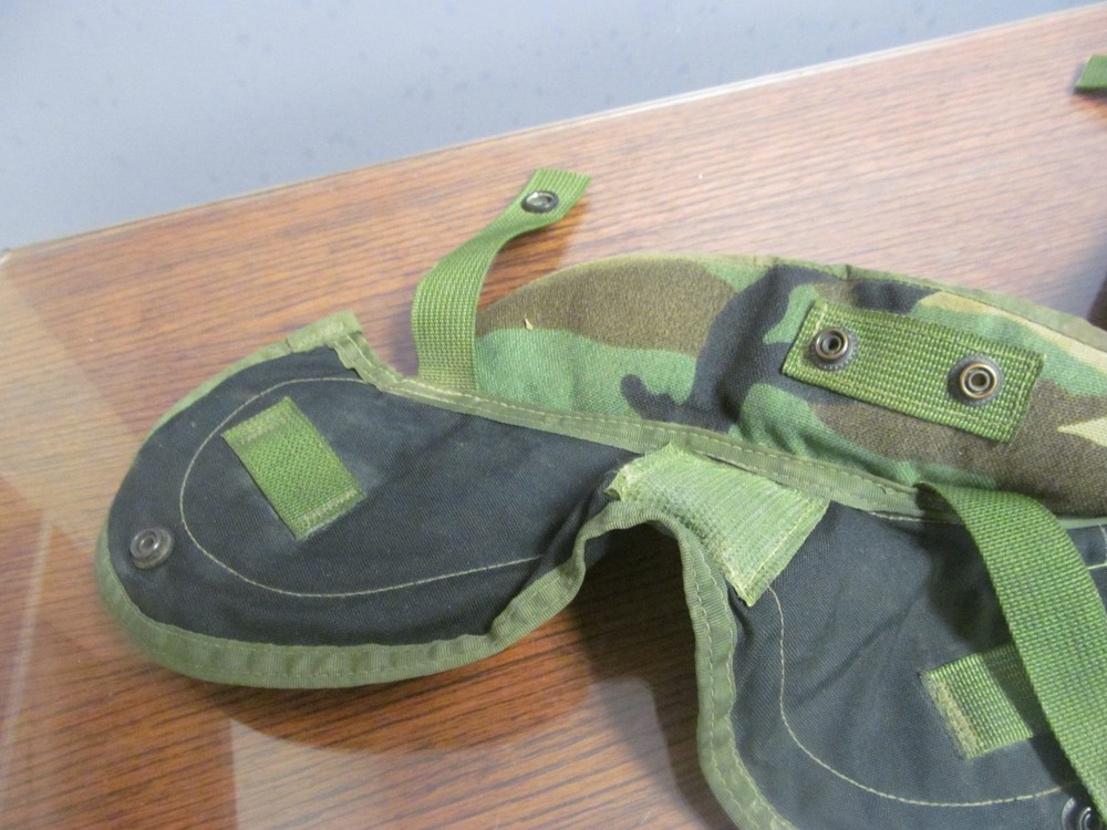 USED Interceptor Yoke & Collar Outershell Medium Camouflage & Throat Protector