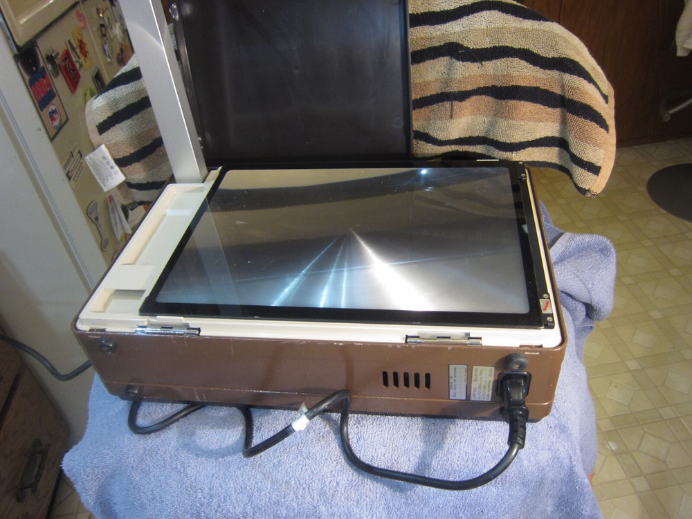 Apollo Horizon Portable Overhead Projector Needs TLC