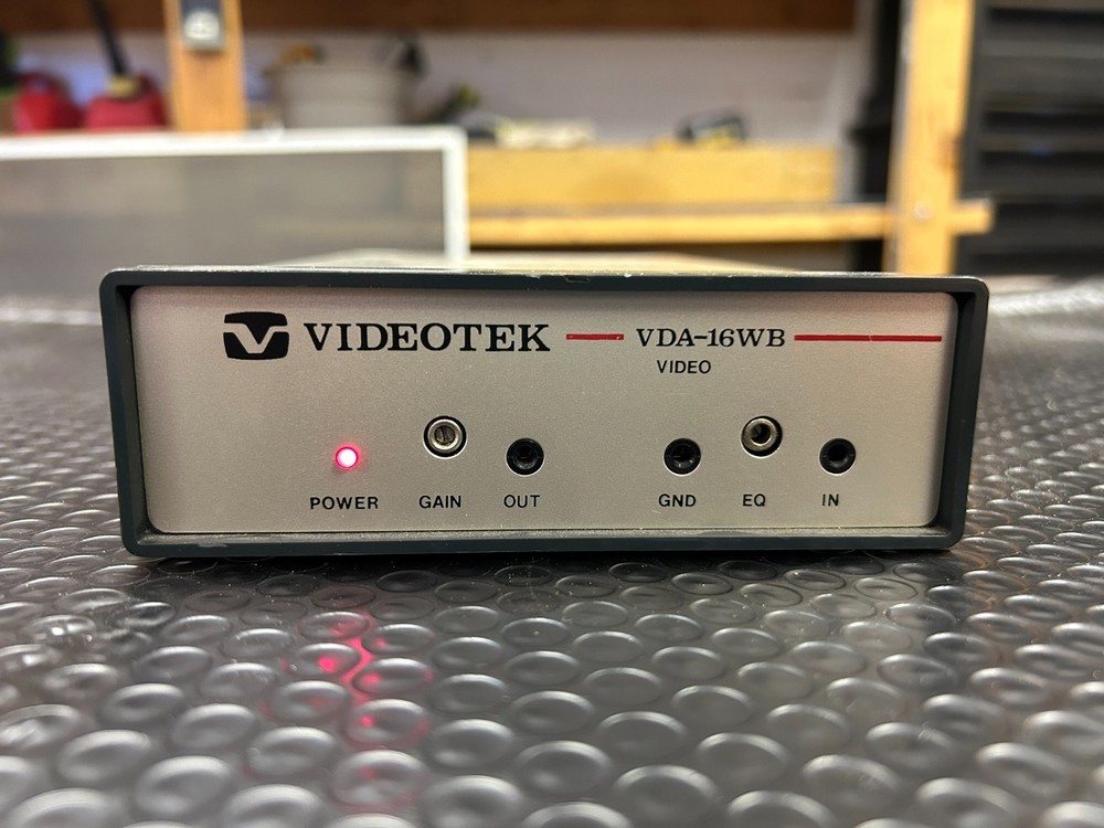 Videotek VDA-16WB DISTRIBUTION AMPLIFIER
