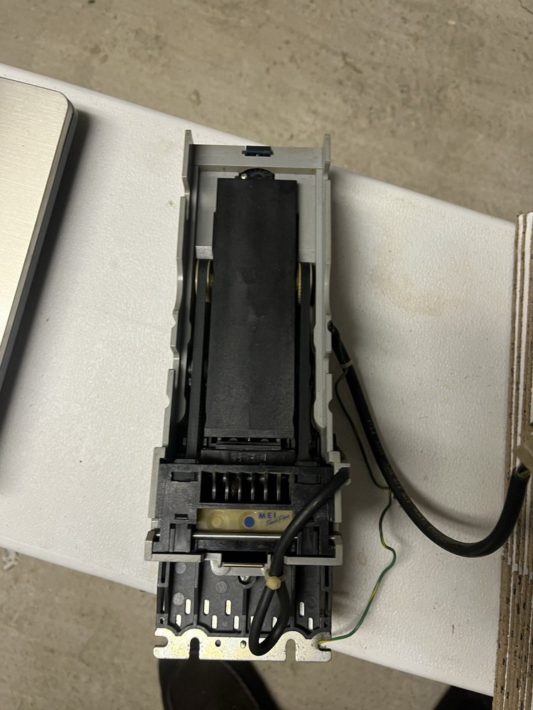 MEI MARS 2631 D5 $1 BILL VALIDATOR ACCEPTOR