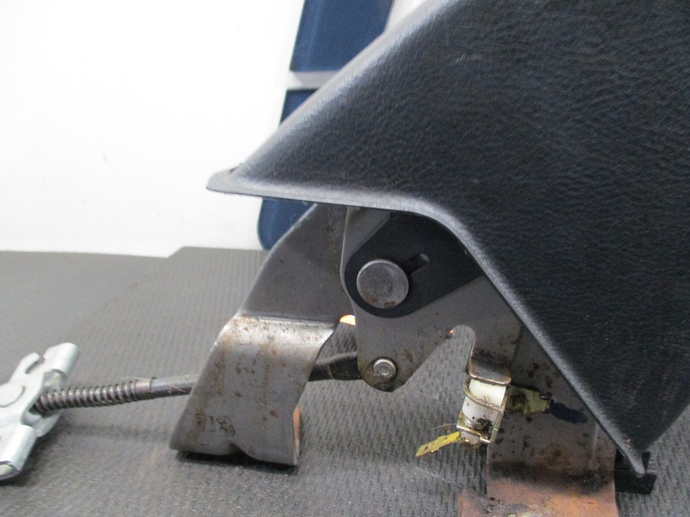 2003 Honda Accord - Emergency Parking Brake Handle