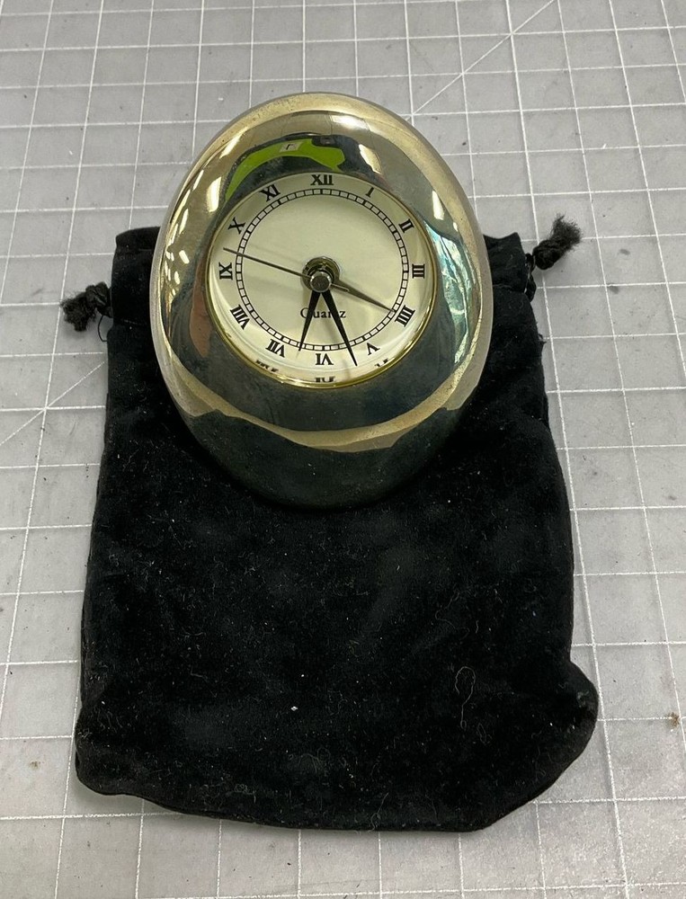 Unbranded Decorative Oval Shape Chrome Desk Clock