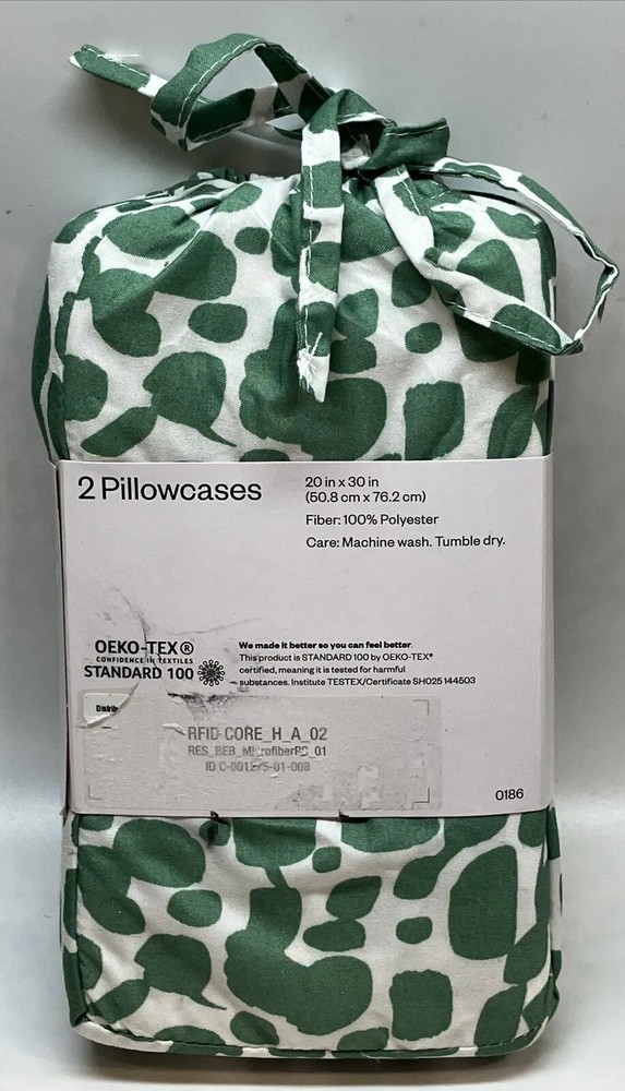 Okeo-Tex Room Essentials 2 Standard Microfiber Pillowcases Wrinkle Resistant BN
