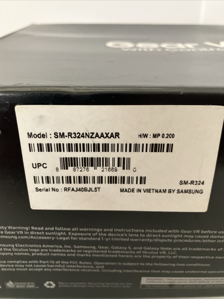 Virtual Reality Samsung SMR324 Gear VR with Controller - Black -Tested-