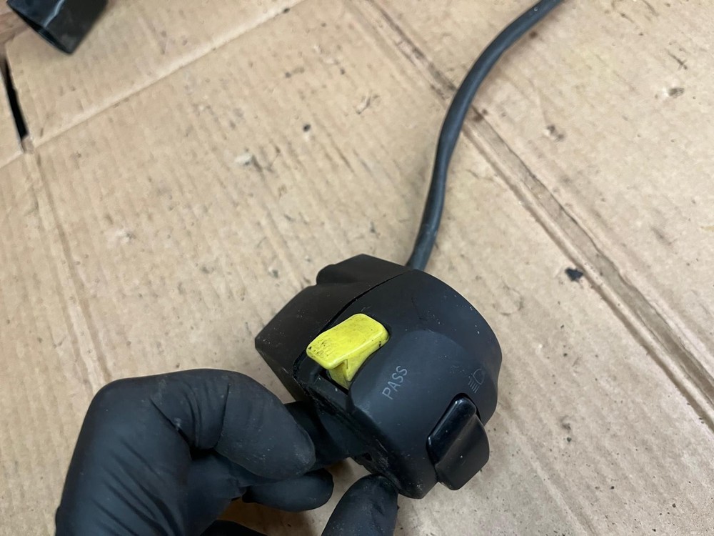 2019 Suzuki GSXR 125 Left Handlebar Switch