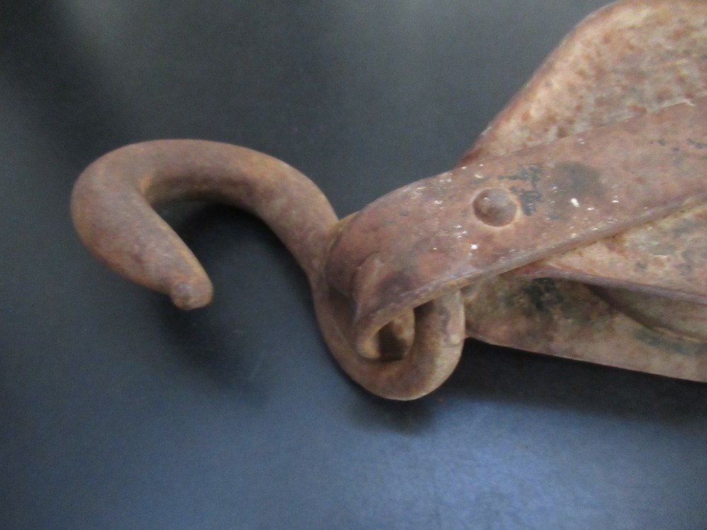 VTG Rustic Cast Iron Block & Tackle Pulley Hook Size 11"