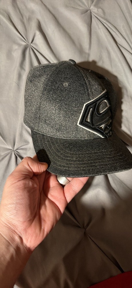 Superman Gray Hat with Black Logo dc