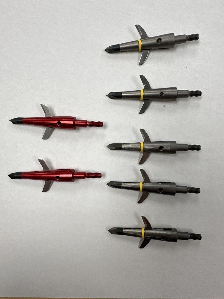 7 PC MISC. Rage Broadhead ARROW HEADS
