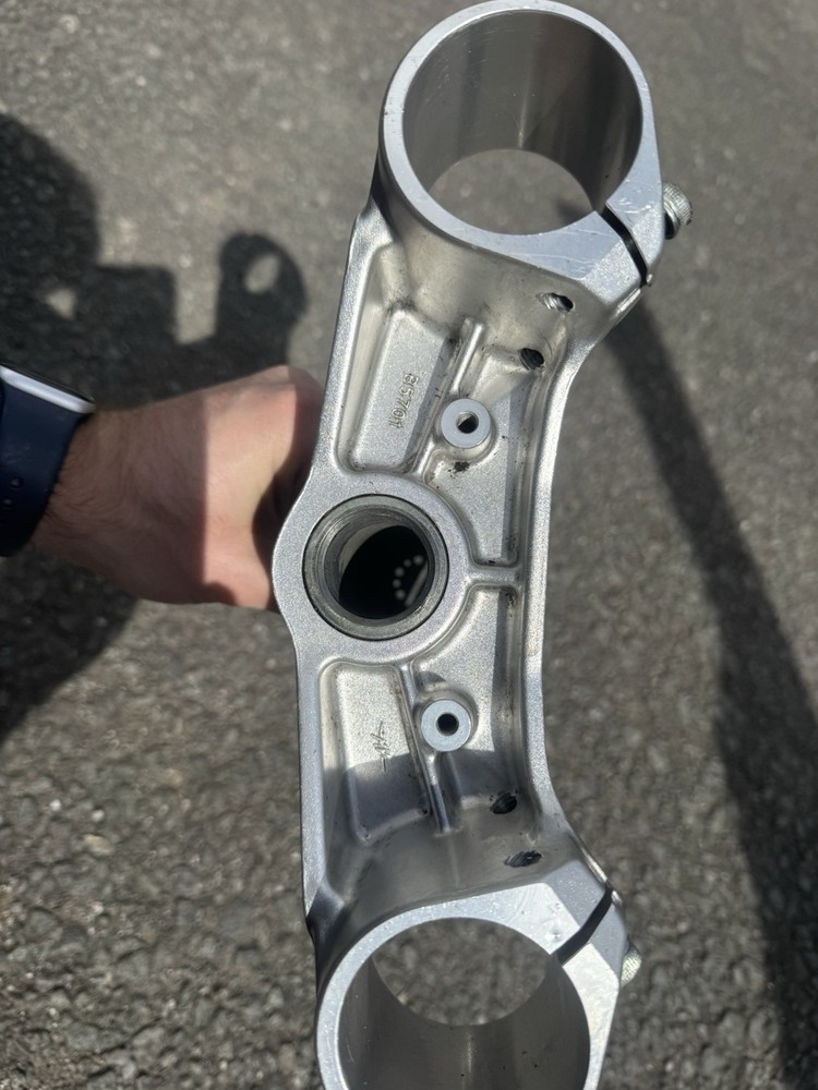 MV Agusta F3 Bottom Yoke