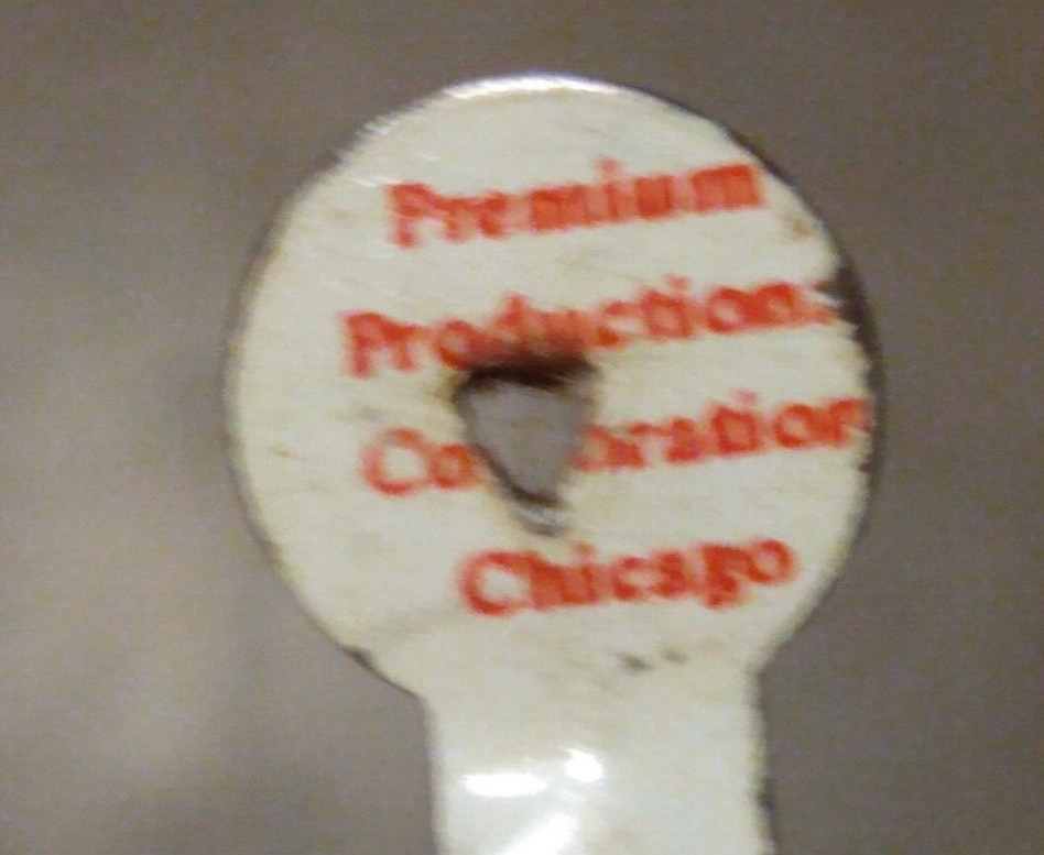 2" I'm A Neatnick - campaign style Button - 1960s