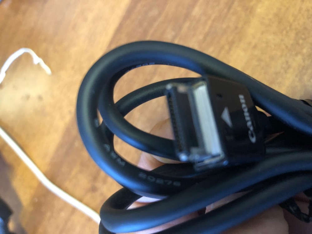 Original data Canon HR5 USB data cable for cameras