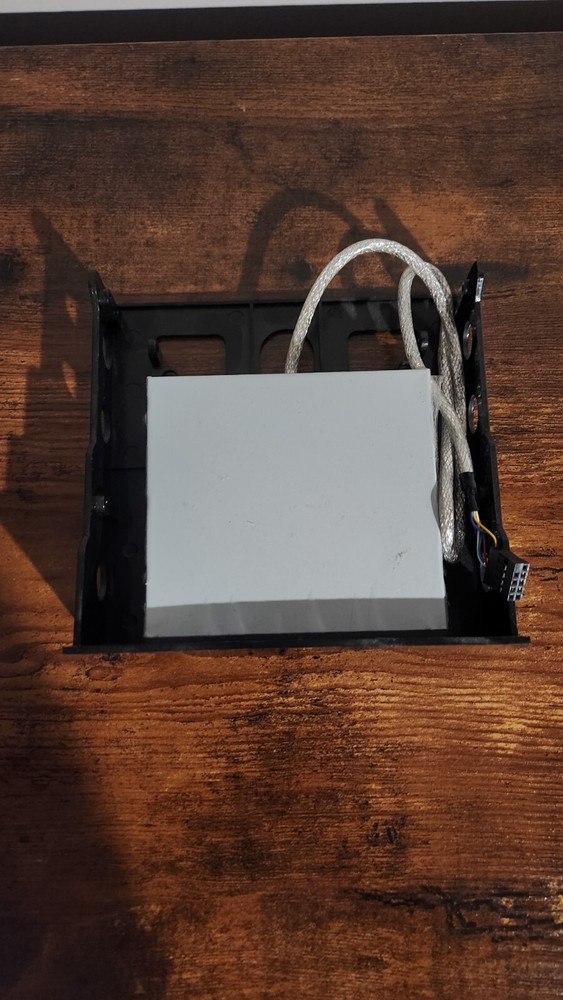 Corsair Obsidian 800D Multi Card Reader & Tray