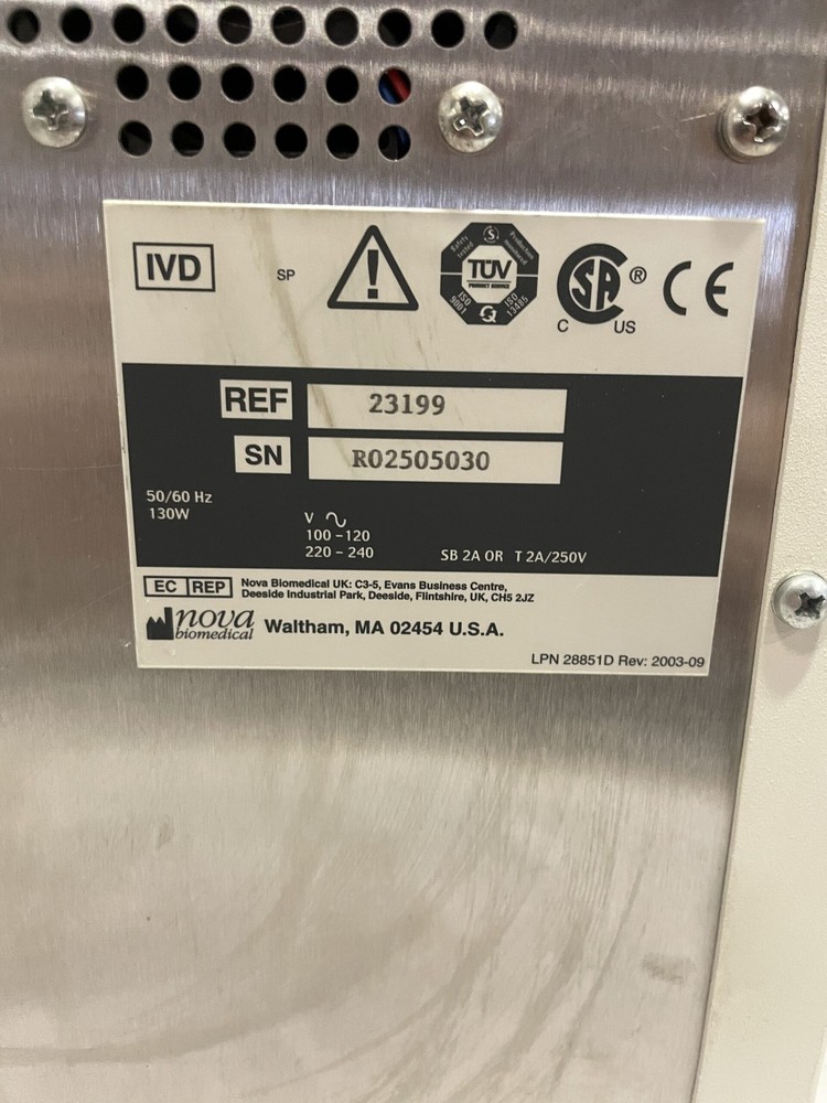 NOVA STAT PROFILE pHOX CO-Oximeter Cell Gas Analyzer Lab Analyzer System