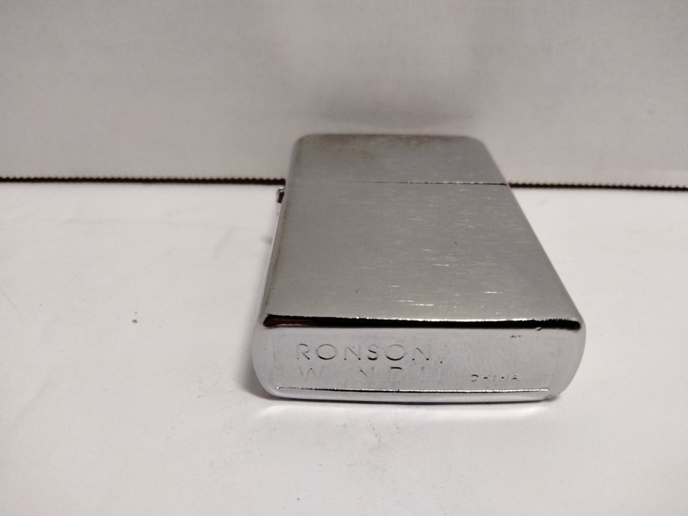 Vintage Ronson Windii Lighter