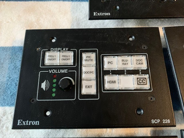 Extron Electrons SCP226 Black Controller/used