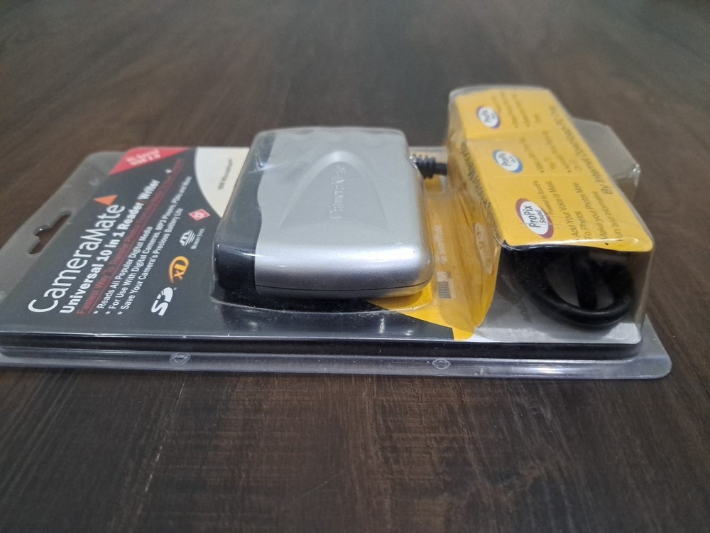 Propix CameraMate Universal 10 In 1 Reader Writer