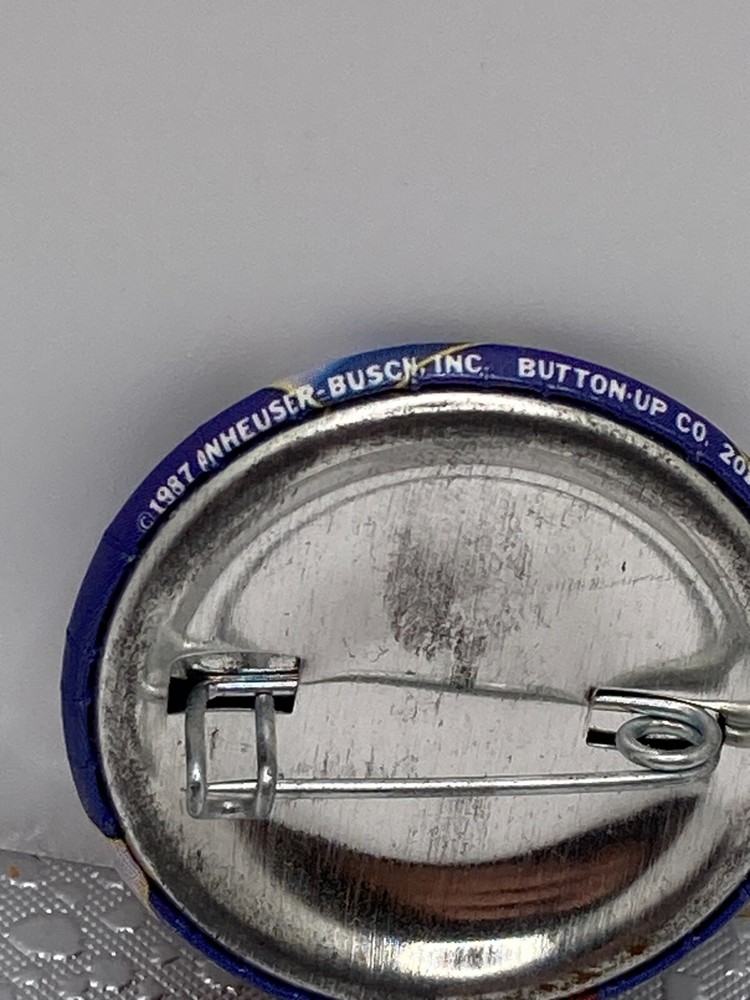 Vintage 1987 Bud Light Spuds MacKenzie Hang Twenty Button Pinback