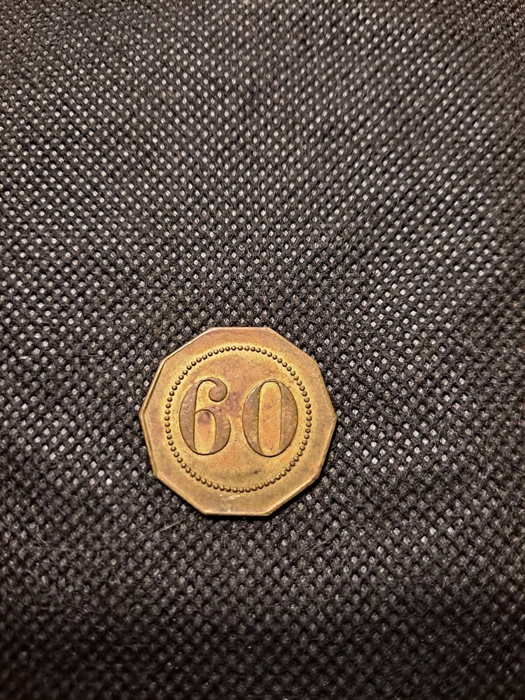 NUMBER 60 TOKEN!   e5681UXX