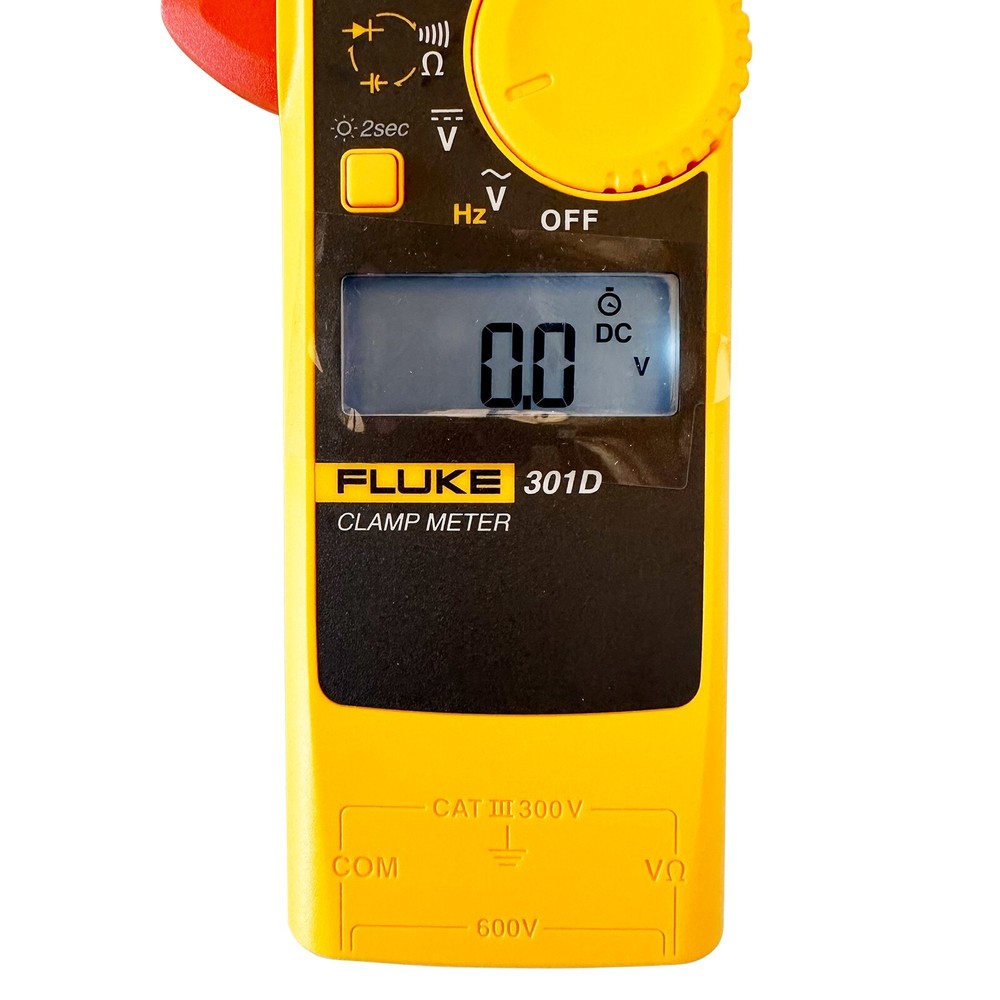 Fluke 301D AC/DC Clamp Meter 600A 600V Voltage Current Frequency Backlight