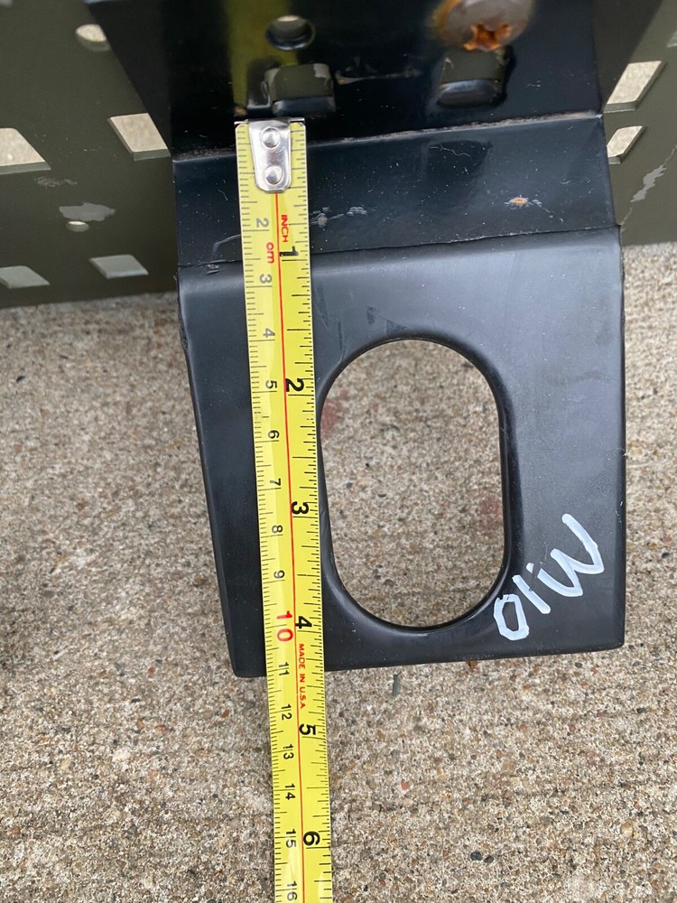 US Military Surplus Space Saver Weapons System Shelf Insert & 6 Weapons Mounts