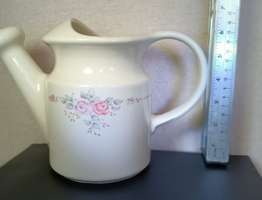 watering pitcher, Phaltzgraph trousseau pattern