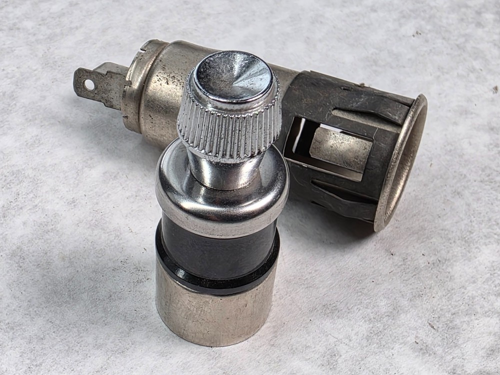 71-87 Toronado Cigarette Lighter w Element PONIN49300