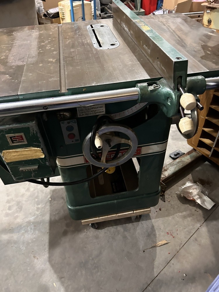Powermatic Model 66 Table Saw, 3 Phase, Can Ship