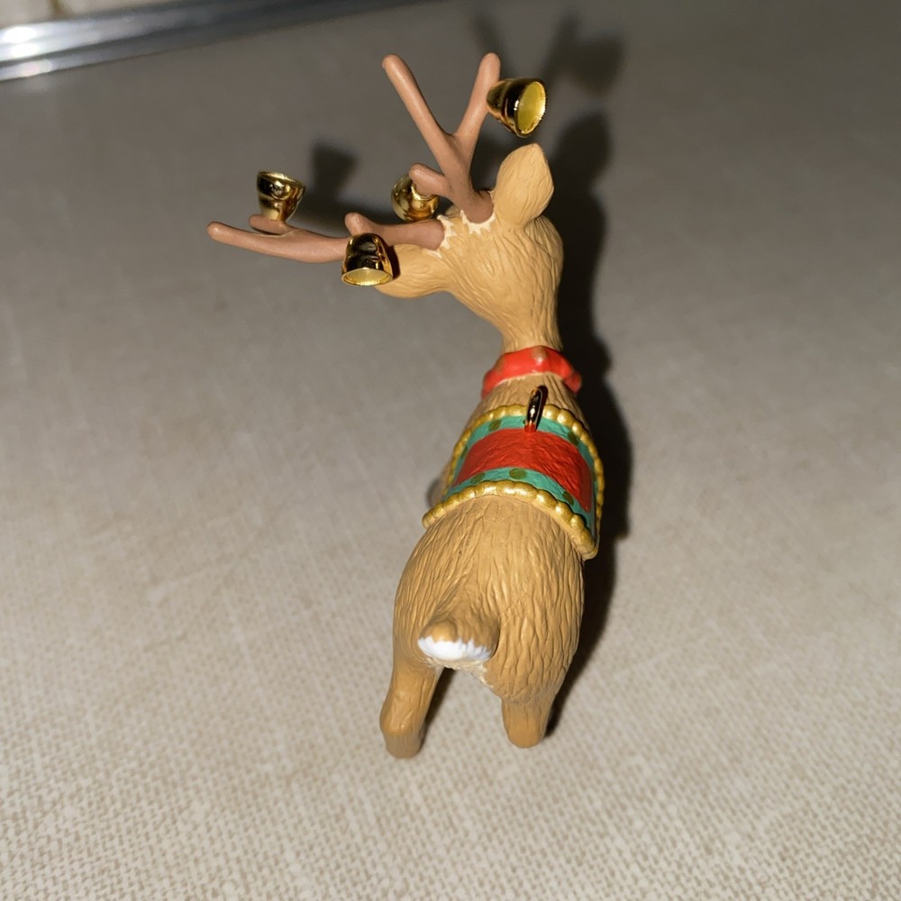 Hallmark Keepsake Ringing Reindeer 2000 Deer Ornament Figurine VTG