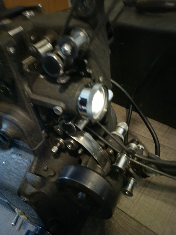 Amprosound Premier 20( YSA4) 16mm Projector