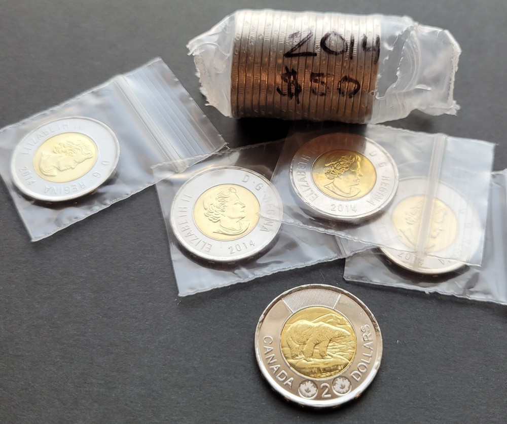 *** CANADA TOONIE 2014 *** FROM MINT ROLL ***