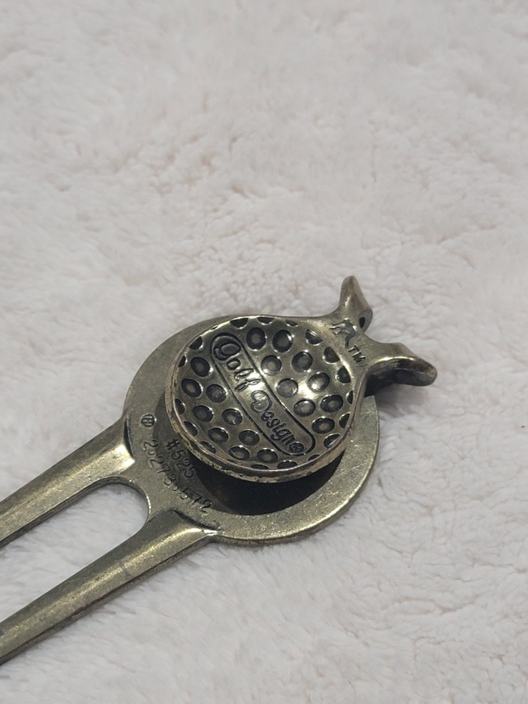 Carmel Mountain Ranch Golf Divot