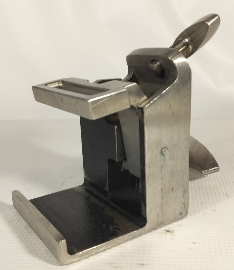 Steris Amsco OR Table/Ortho Table Accessory: Clamp/Side Fitting
