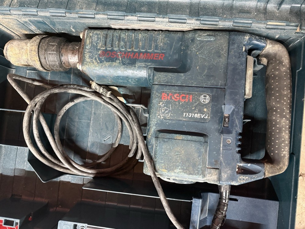 Bosch 11316EVS demo hammer