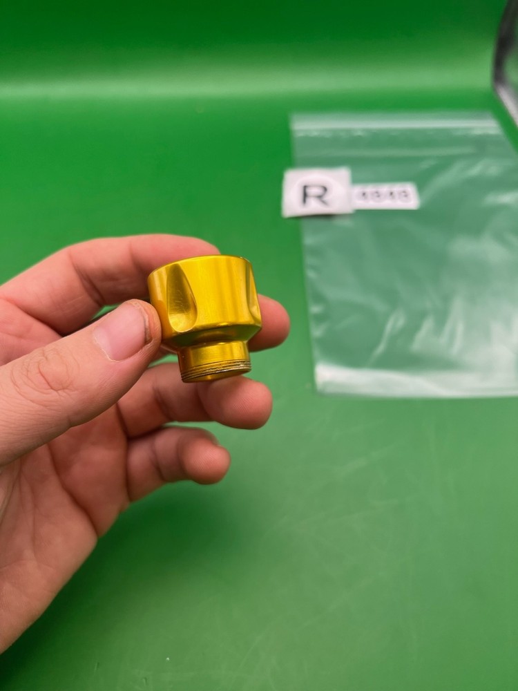 Gold Shocker Feedneck