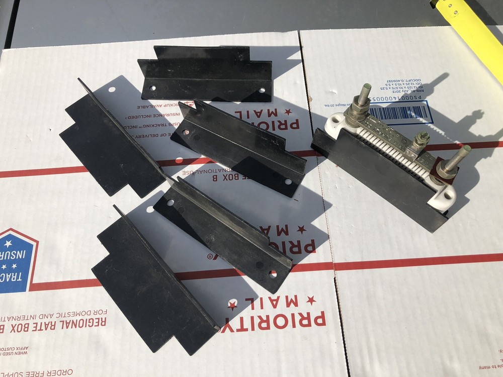 5 Insulating Spacers used between Adjustable Resistors Railroad Track Circuits